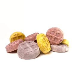 Przysmaki dla psa Dr Malou Wafle liofilizowane z mięsa kurczaka mix smaków 120g